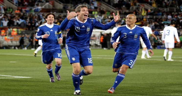 PK-35万塔女足vsHPS女足直播_PK-35万塔女足vsHPS女足直播比赛在线观看_PK-35万塔女足vsHPS女足直播赛事高清观看-24直播